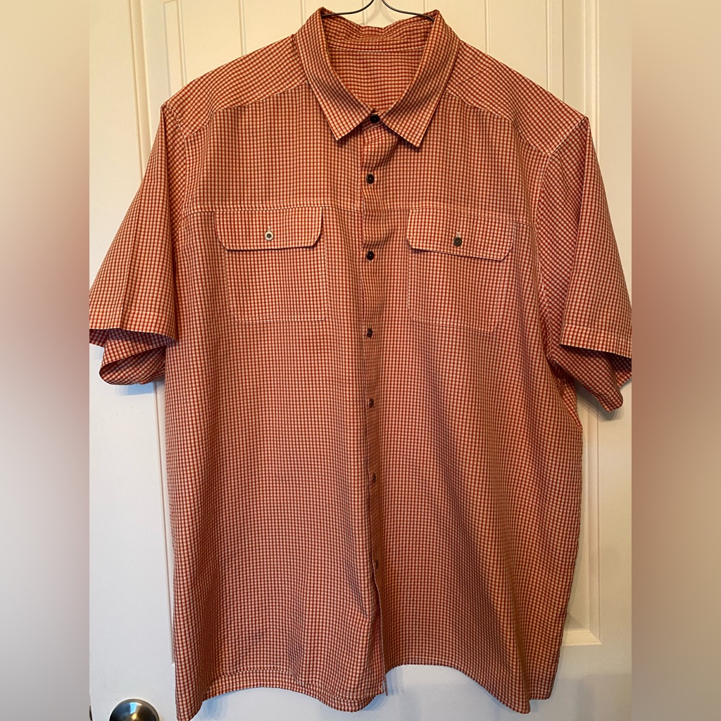 Lightweight Ocean Coast Men’s Camp Shirt. Gently Worn. No Size Tag, But Is Xxl.